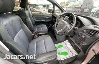 Toyota Noah 2,0L 2016 27fb5c9ba8be81350deee04ccbd3c219
