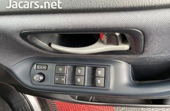 Toyota Noah 2,0L 2016 2bdf49e9b68d0000e037075ea79beced