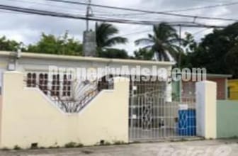4 bed House For Sale in Spanish Town, St. Catherine, Jamaica 2LKAUJTE