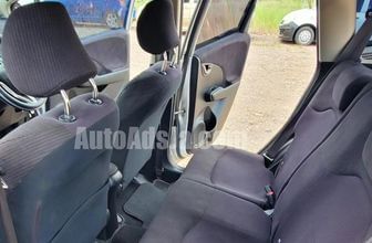 2010 Honda Fit Hybrid 4JJBSPL8