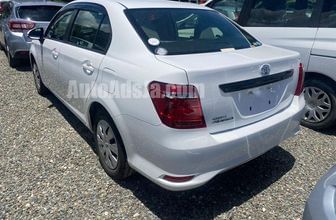 2017 Toyota Corolla Axio 5HDBQBUW