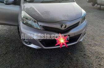 2012 Toyota Vitz 73JBB71M