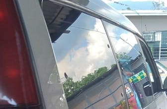 Toyota Noah 2,0L 2000 b6eae2d9e4d04f4c996b2015fb3dbf3b