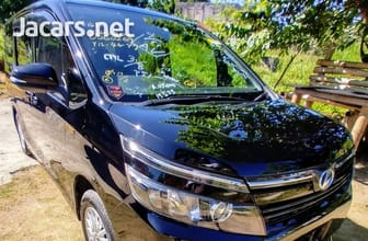 Toyota Voxy 1,8L 2014 d365f696717ac2bea72926e9223003f4
