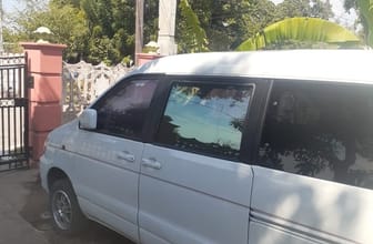Toyota Noah 2,0L 2000 e890093ed5c5b9c7accbc3935e67084a