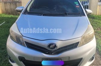 2012 Toyota Vitz PBLKLS8D